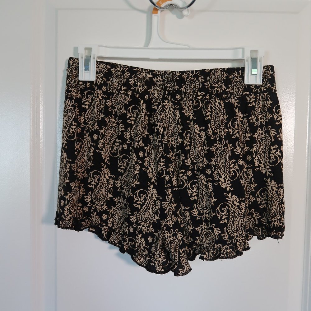 Soft Patterned Shorts - Picture 2 of 6
